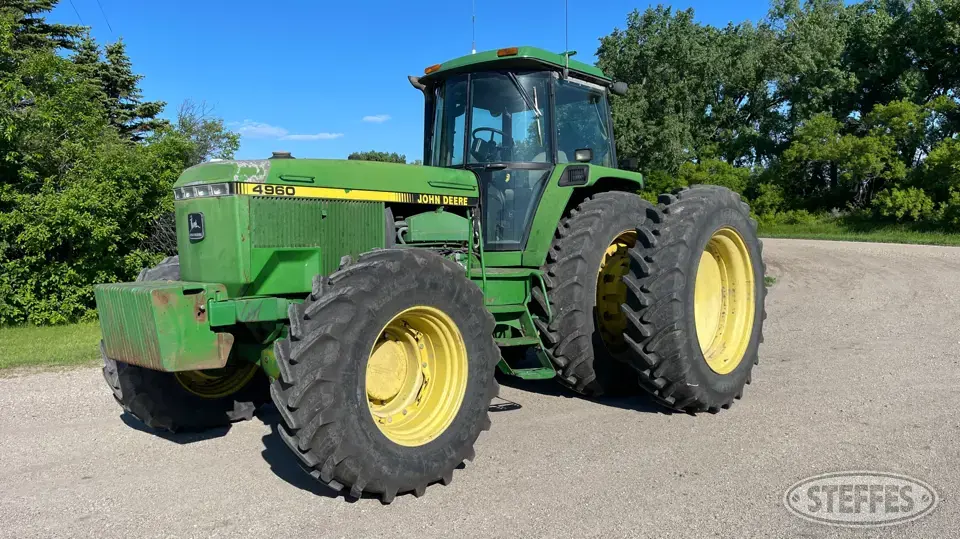 1992 John Deere 4960 MFWD Tractor