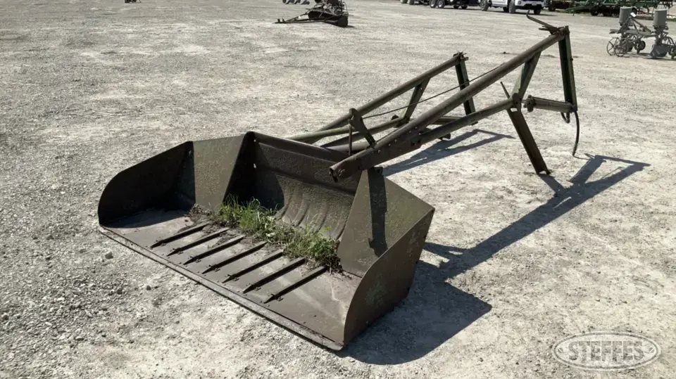 John Deere 45 Tractor Loaders and Attachment