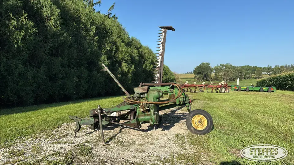 John Deere No. 5 Sickle Mower