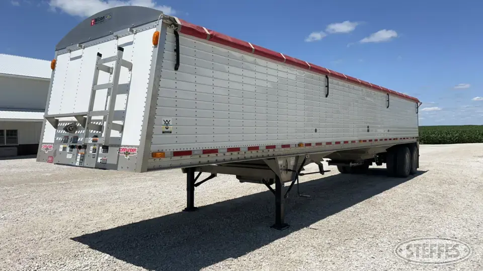 2010 Wilson DWH-500C Commander Hopper Bottom Trailer