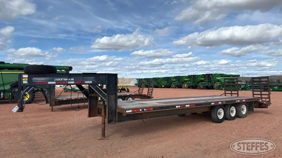 2005 Donahue 812-29 Flatbed Trailer