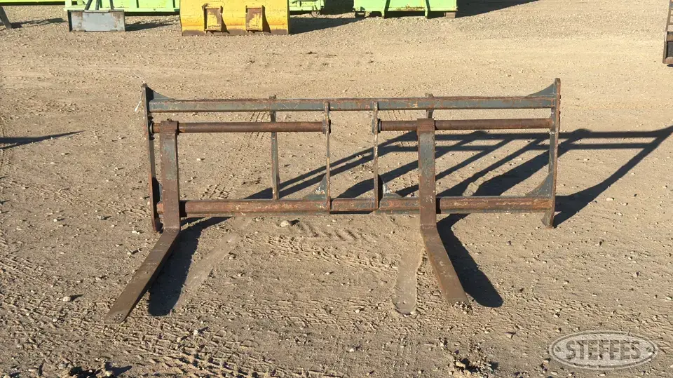 GEM Fork CF 310 SK Loader Backhoe Attachment