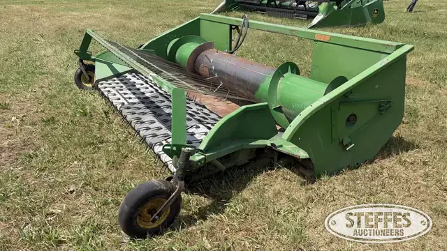 1980 John Deere 212