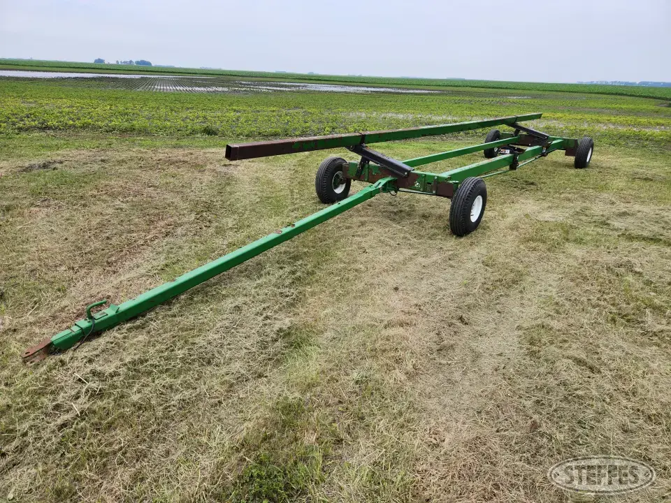 Unverferth HT30 Header Trailer