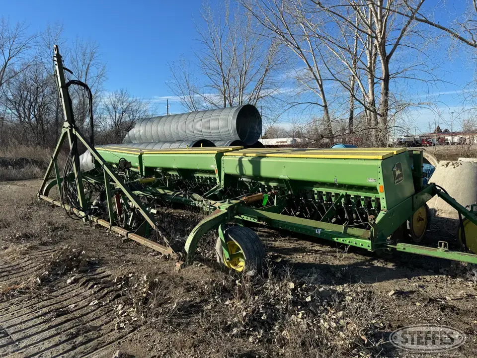 John Deere 9300 Press Drill