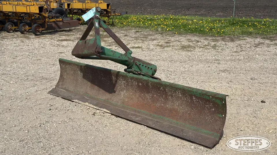 John Deere 3 pt. blade Straight Blade