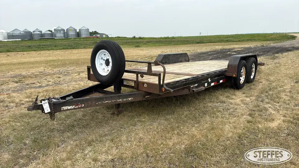2010 PJ tandem axle equipment trailer Flatbed Trailer