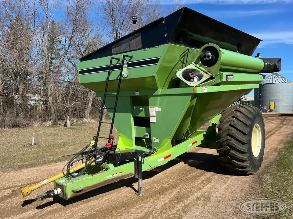 Parker 710 Grain Cart