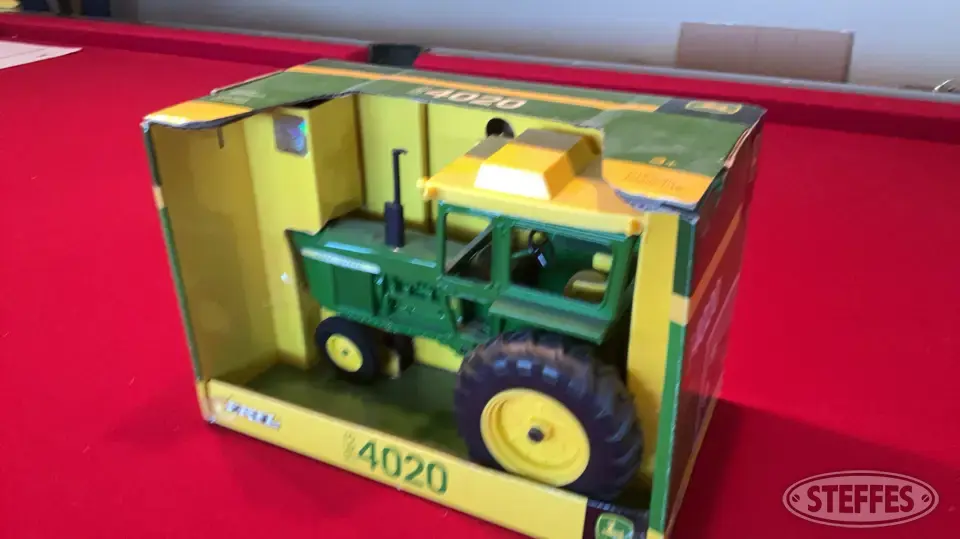 John Deere 1963 4020 Toy
