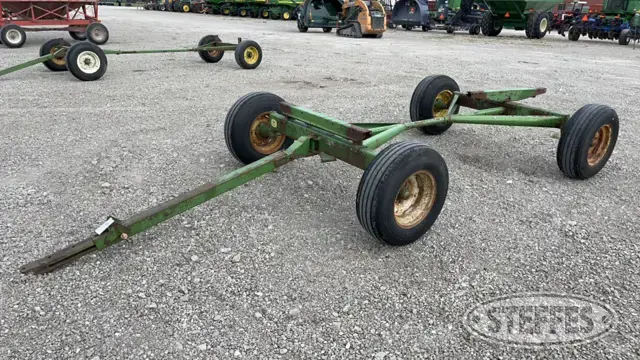 John Deere 1065