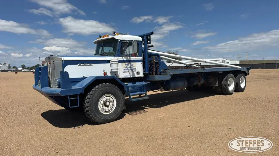 1963 Autocar DC Bed Truck