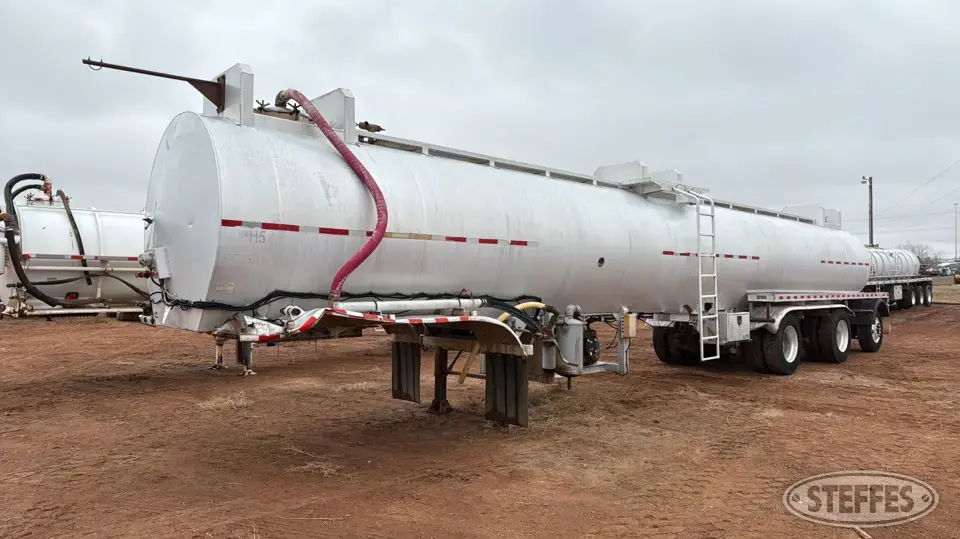 2013 Dragon 200 bbl. Vacuum Trailer