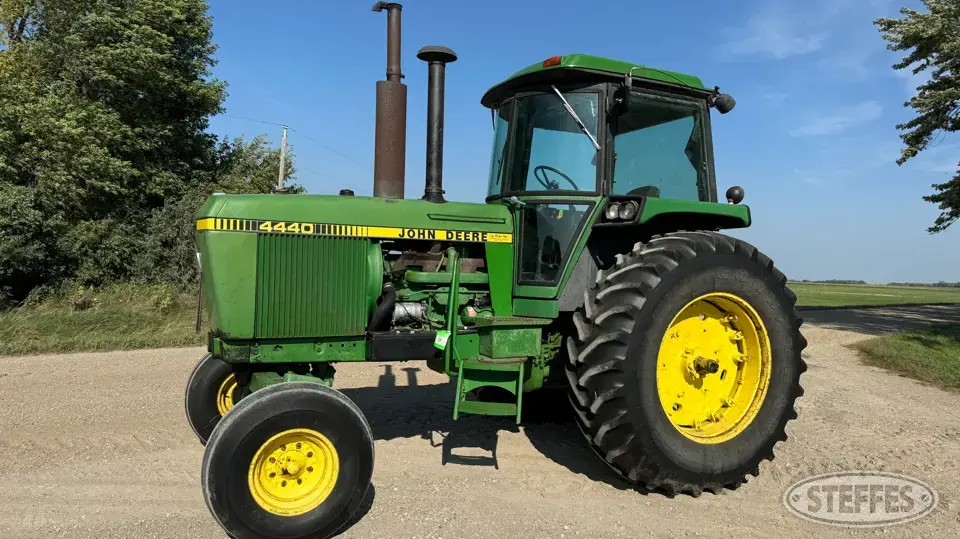 1981 John Deere 4440 2WD Tractor