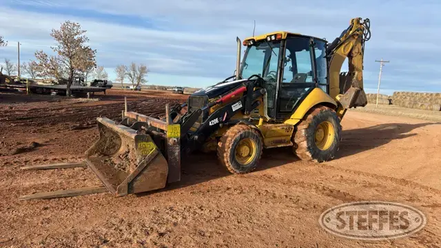 2006 CAT 420E IT