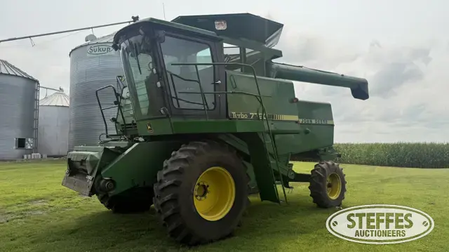 1979 John Deere 7720
