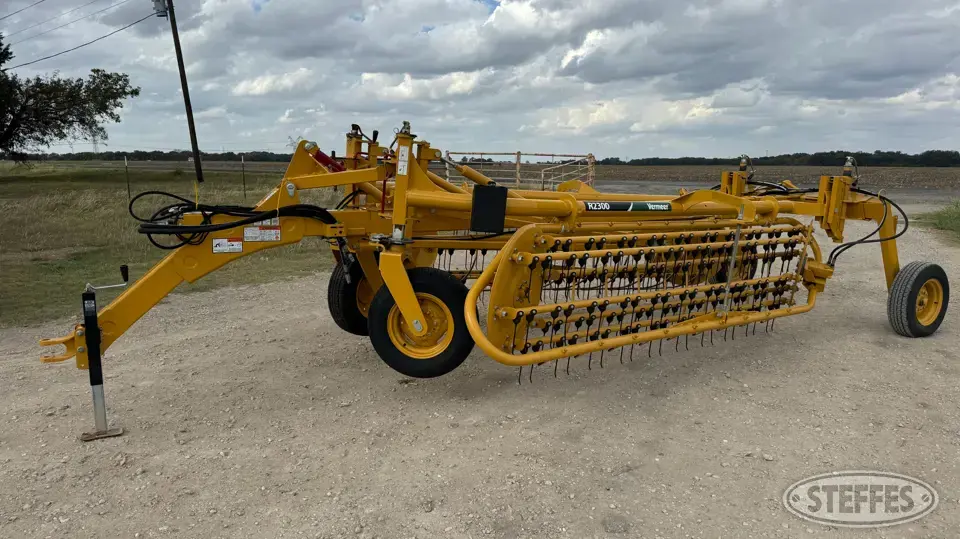 2022 Vermeer R2300 Rake