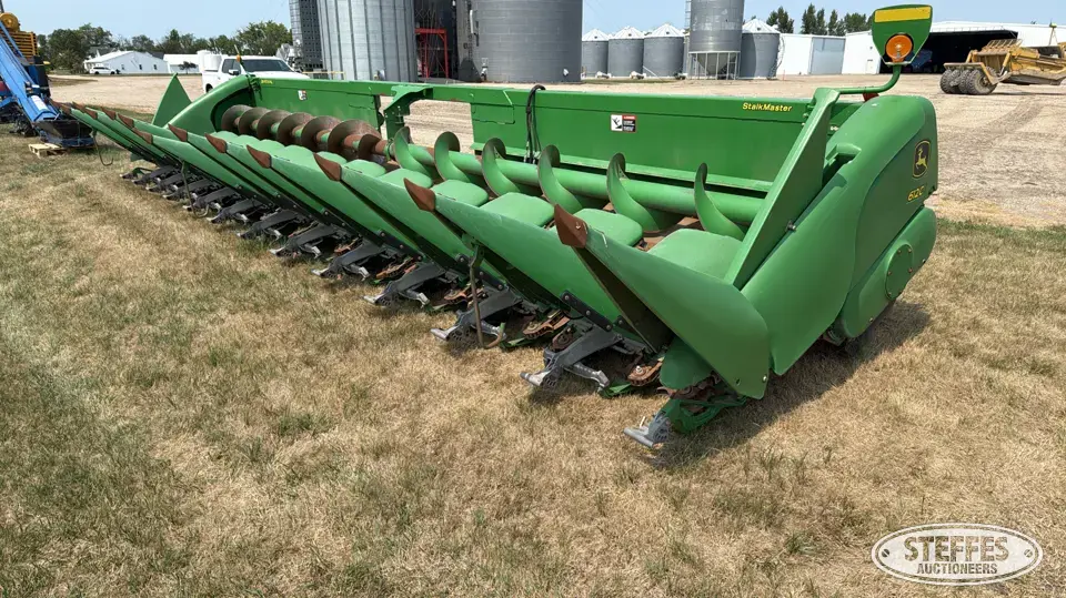 2010 John Deere 612C StalkMaster Corn Head