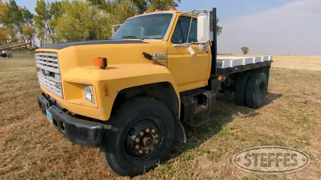 1991 Ford F800