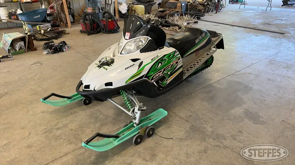 2011 Arctic Cat CFR 800 Snowmobile