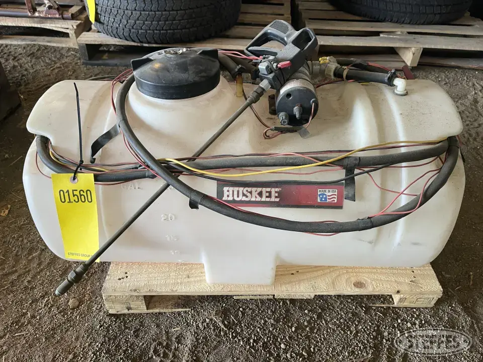 Husky Pickup Sprayer