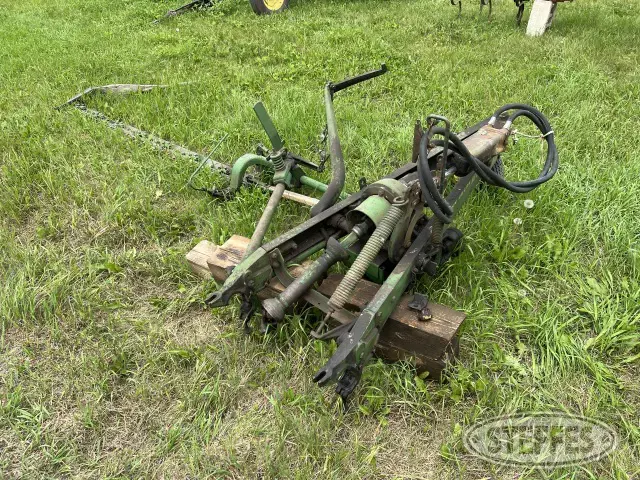 John Deere 8W