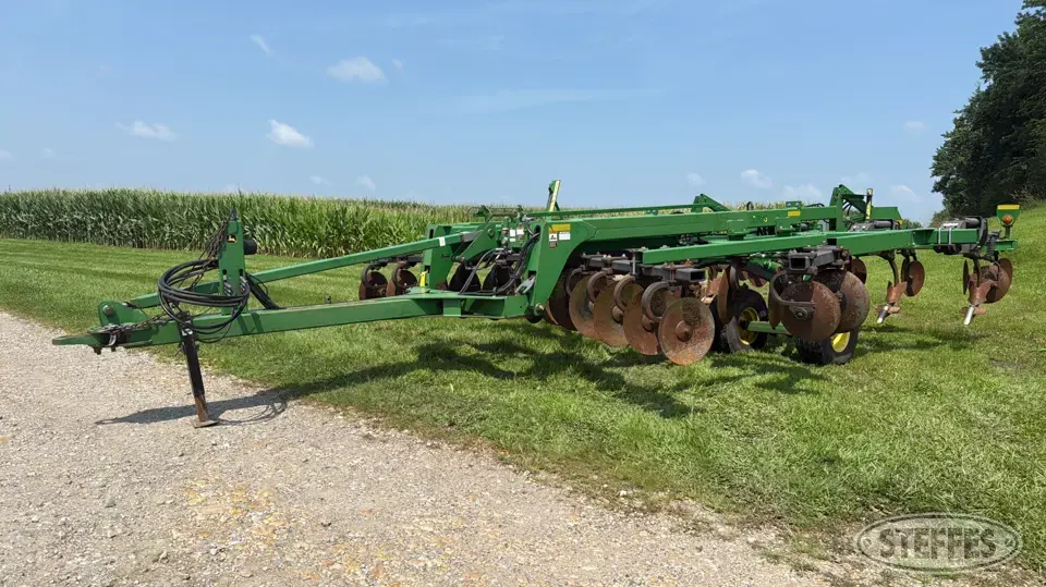 John Deere 2700 Ripper