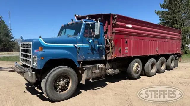 1981 International F-2575