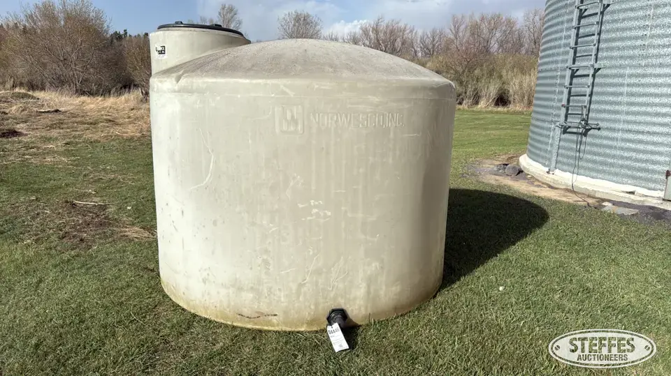 Norwesco Inc. approx. 1,300 gal. poly tank