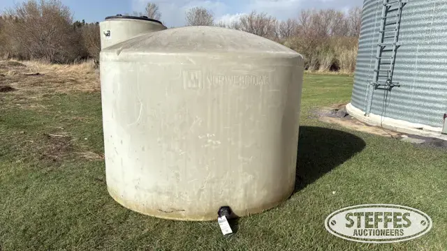 Norwesco Inc. approx. 1,300 gal. poly tank