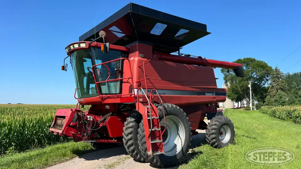 1995 Case IH 2188 Combine