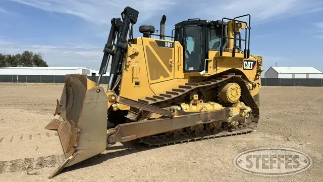 2018 CAT D8T