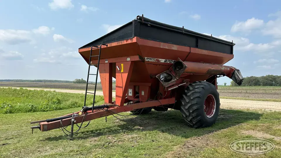 Brent 970 Grain Cart