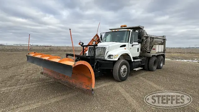 2005 International Workstar 7400