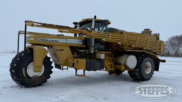 Ag-Chem Terra-Gator 8103