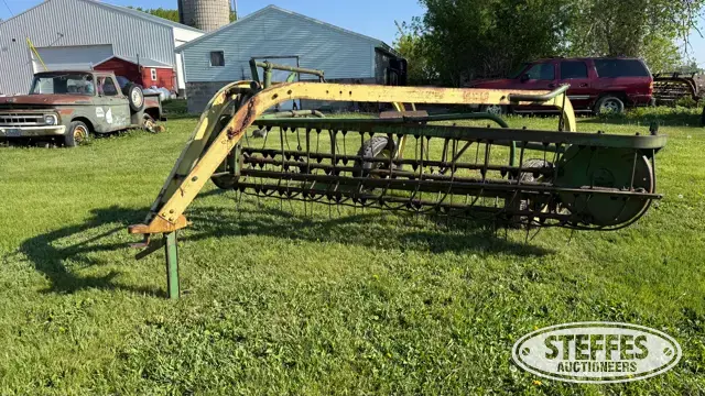 John Deere 896A