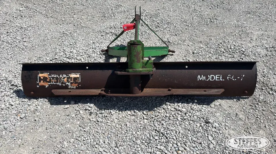 Huskee 60-74 Straight Blade