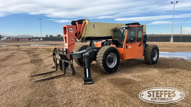 2012 JLG G12-55A