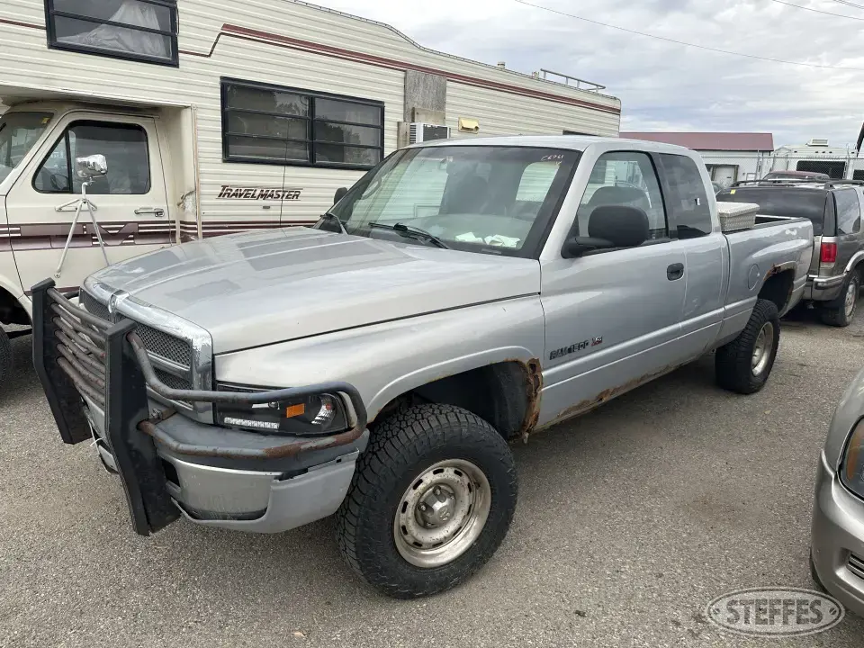 2001 Dodge Ram 1500 Half Ton Pickup