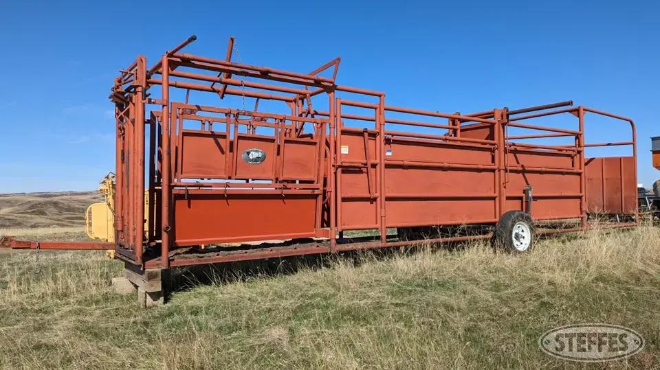Stur-D portable tub & alley Livestock Handling