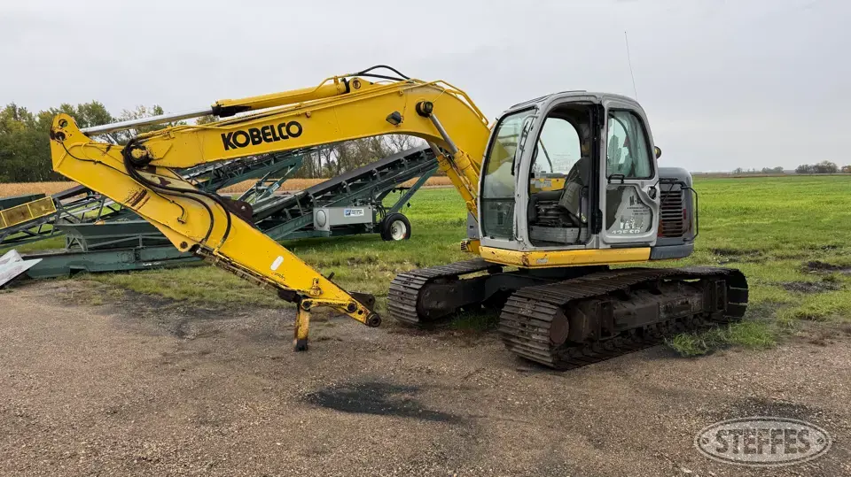 2002 Kobelco 135SR Excavator