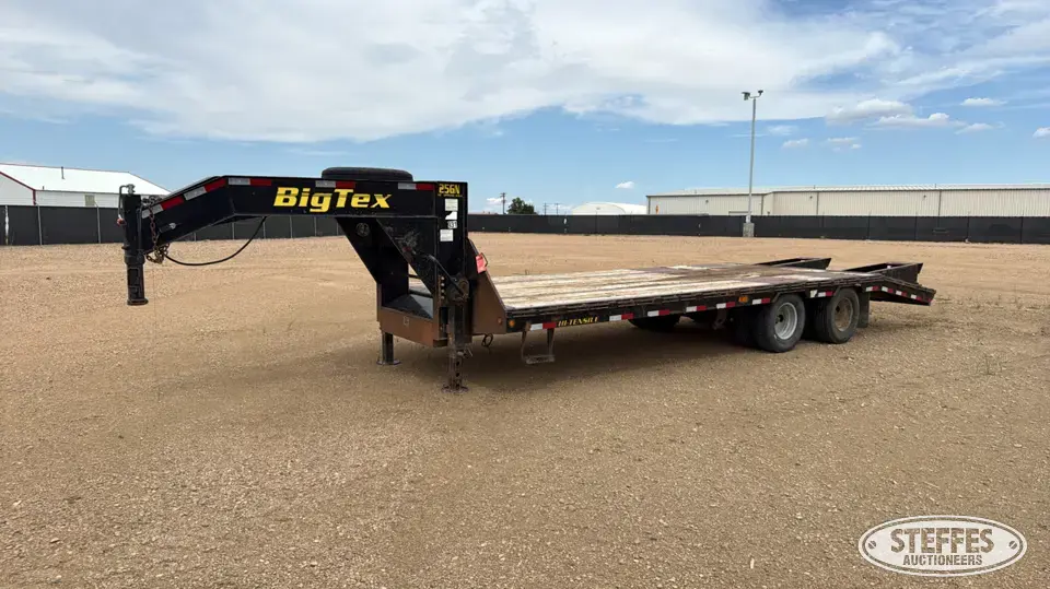 2013 Big Tex 25GN-20BK+5 Flatbed Trailer
