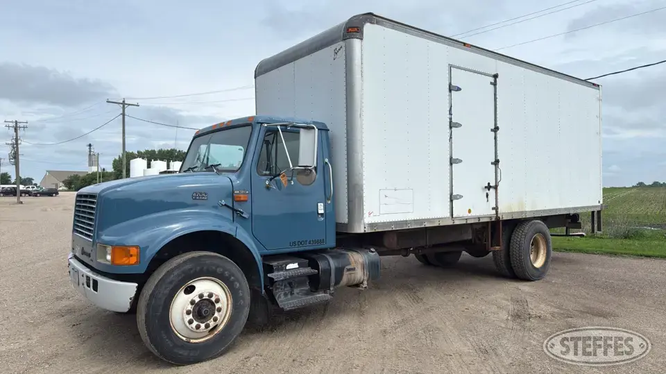 1997 International 4700 Single Axle Boxed Truck