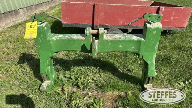 John Deere quick hitch