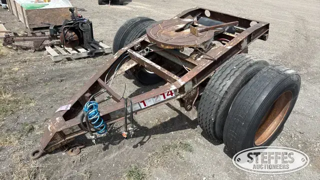 Fruehauf trailer dolly