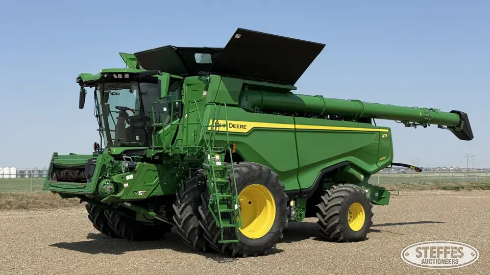 2023 John Deere X9 1000 Combine