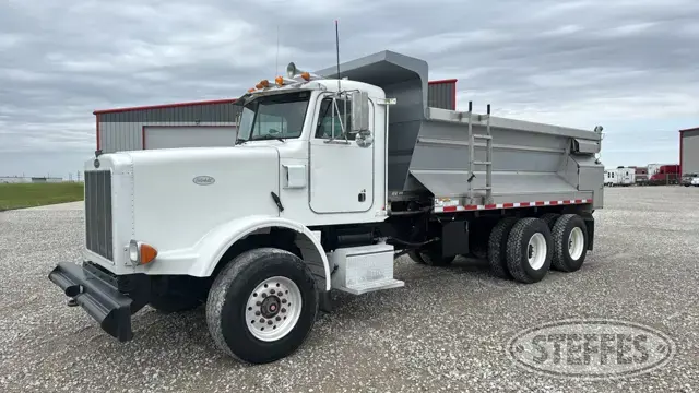 1996 Peterbilt 378