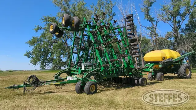 2007 John Deere 1830