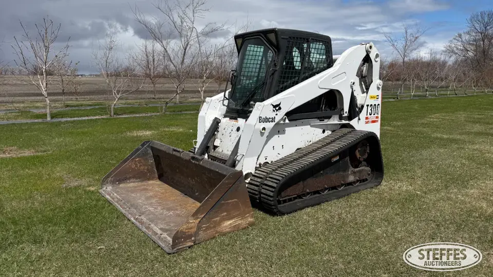 2006 Bobcat T300 Tracked Skid Steer