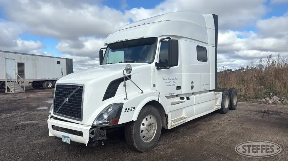 2012 Volvo VNL Conventional Truck with Sleeper