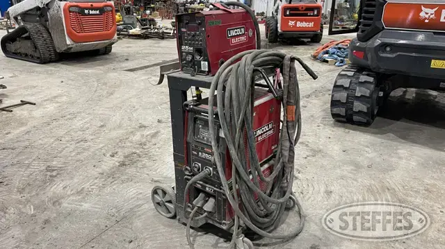 Lincoln Electric S350 Power Wave
